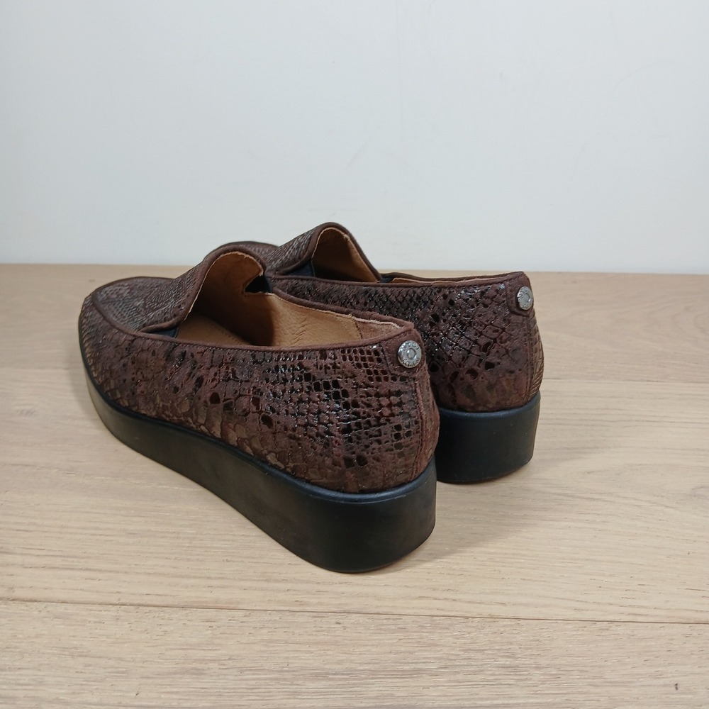 NYDJ Wedge Loafers Womens 8.5M Gira Brown Snakeskin Embossed Leather Platform - Picture 3 of 9